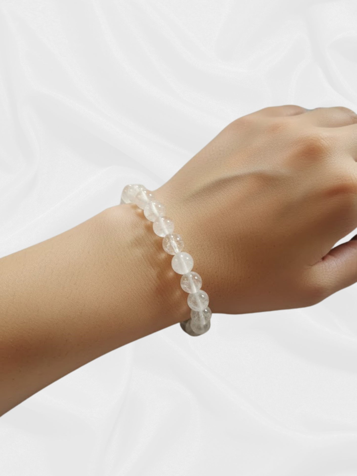 Armband aus Bergkristallperlen – Klarheit und Energie