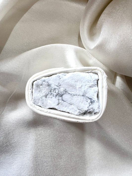 Pietra naturale Howlite – Pietra della calma