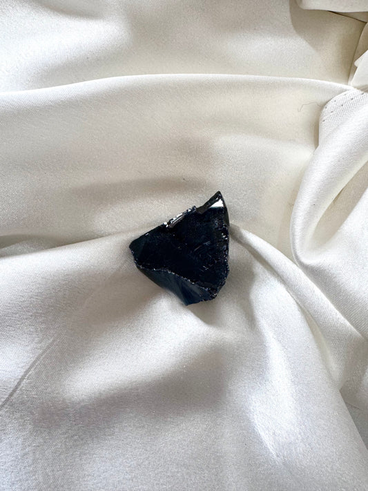 Pietra naturale di ossidiana nera – Pietra di protezione