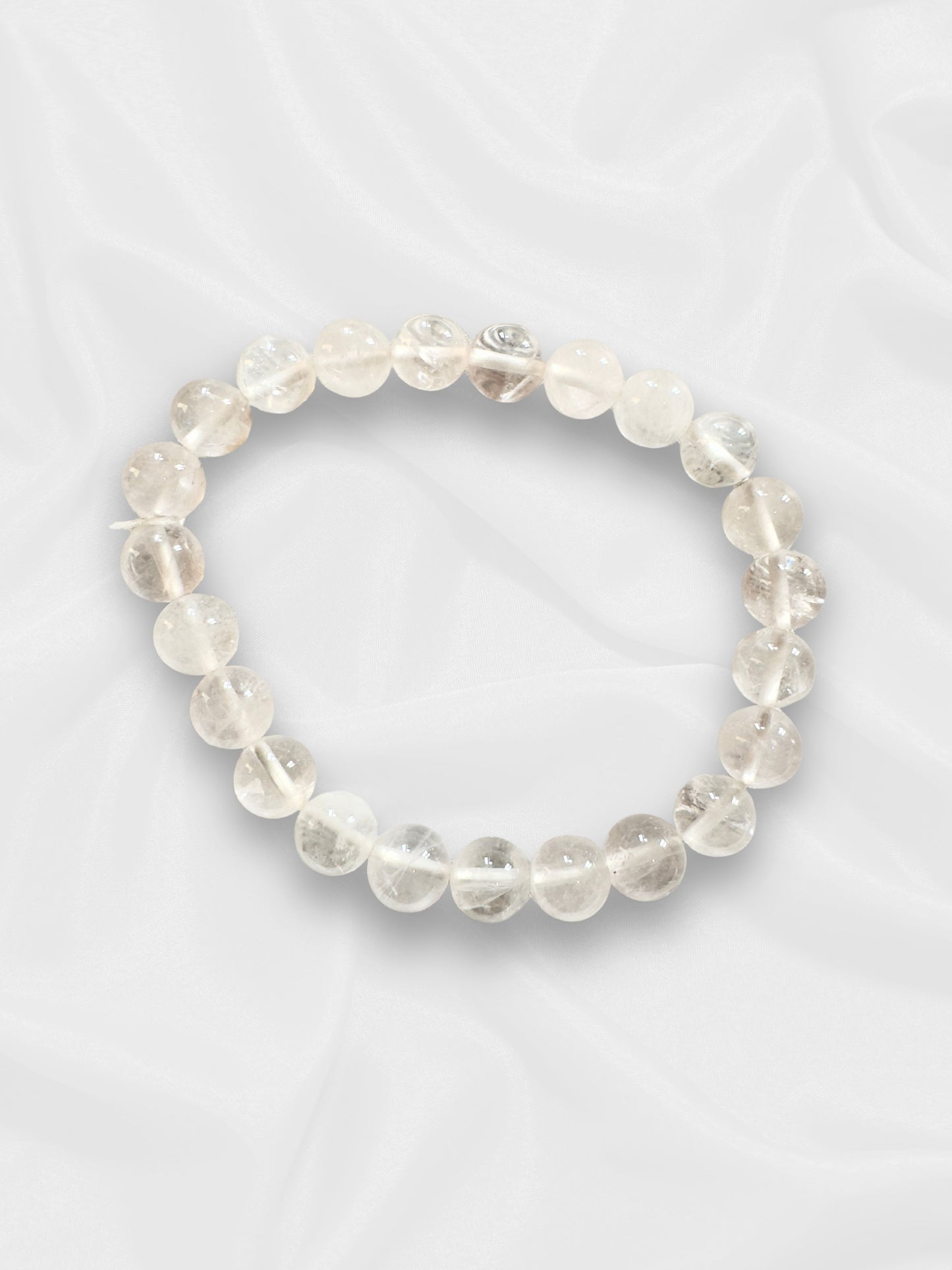 Armband aus Bergkristallperlen – Klarheit und Energie