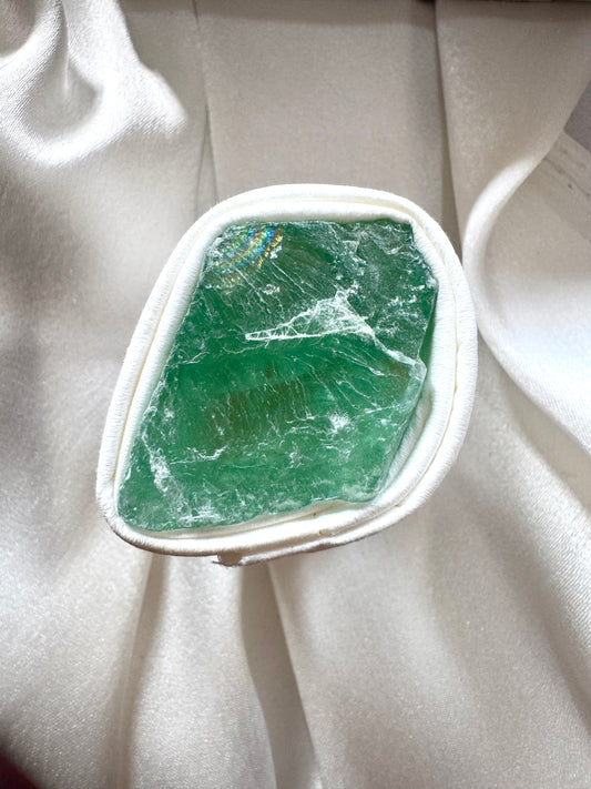Fluorite verde grezza in pietra di crescita e rinnovamento