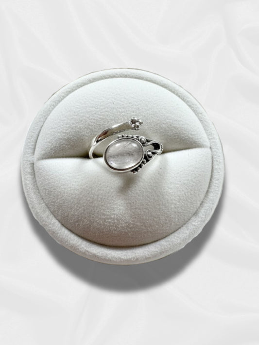 Elegant Moonstone Ring in 925 Sterling Silver - Adjustable Size