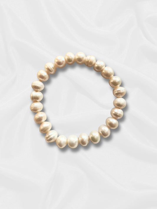 Elegant Pearl Beaded Bracelet - Purity and Wisdom