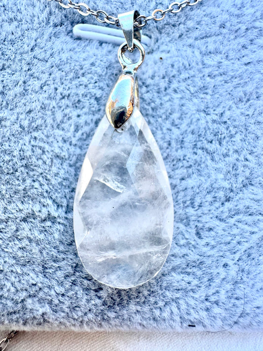 Collana con ciondolo in quarzo ialino sfaccettato – Cristallo naturale in acciaio inossidabile | JD Minerals