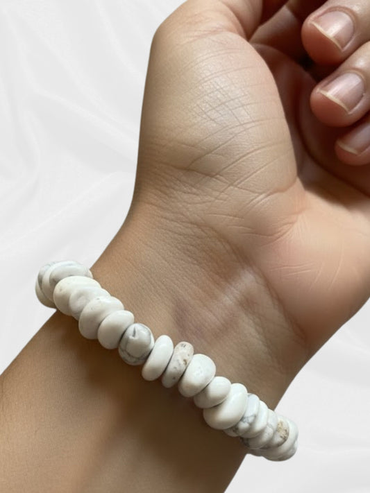 Howlite Beaded Bracelet - Calmness and Awareness