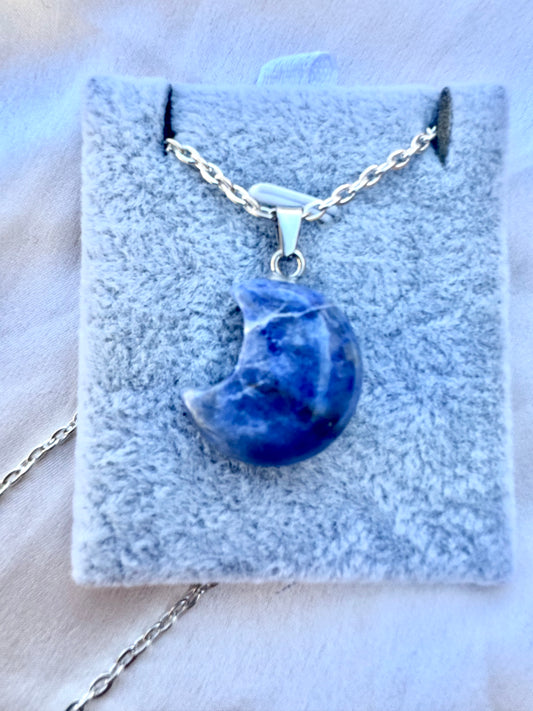 Mondanhänger aus Lapislazuli – Halskette aus natürlichem blauem Stein in Edelstahl | JD Minerals