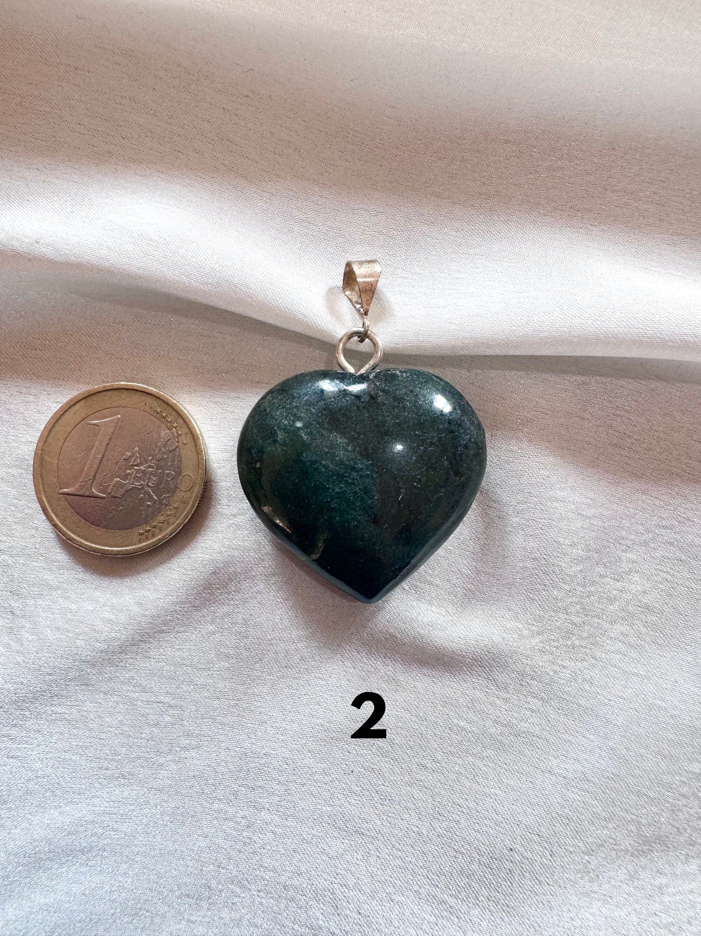 Jade-Herzanhänger